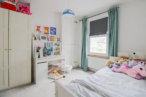 79 Pemdevon Road, Croydon, CR0 3QR