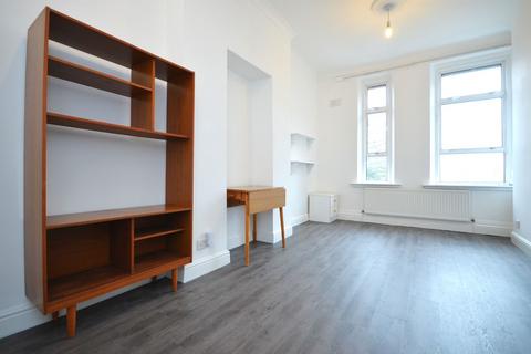 1 bedroom flat to rent, Goldhawk Road, London W12