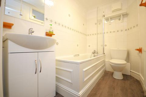 1 bedroom flat to rent, Goldhawk Road, London W12