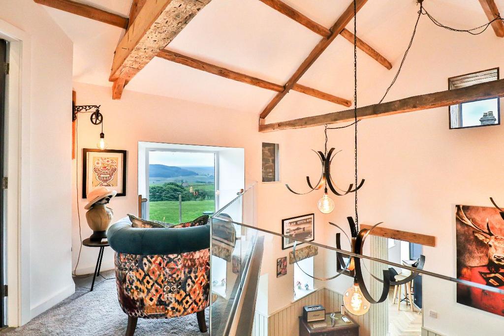 Galleried landing