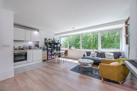2 bedroom flat to rent, Aragon Tower, George Beard Road, London, SE8