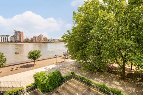 2 bedroom flat to rent, Aragon Tower, George Beard Road, London, SE8