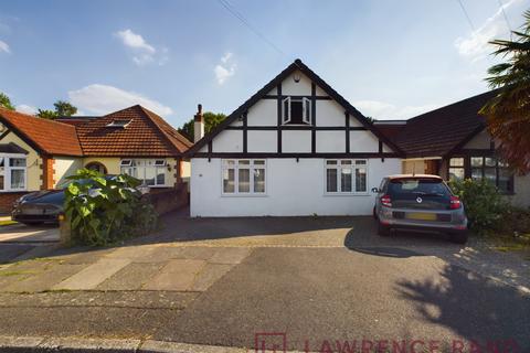 5 bedroom detached house for sale, Hill Rise, Ruislip, HA4