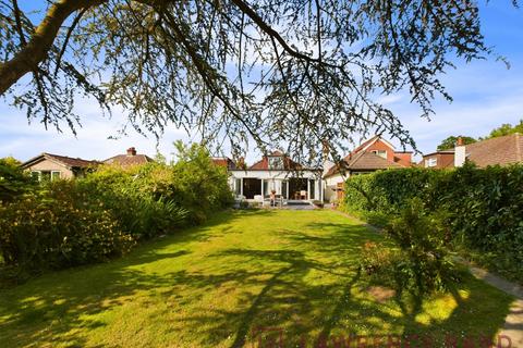 10 Hill Rise, Ruislip, HA4 7JL