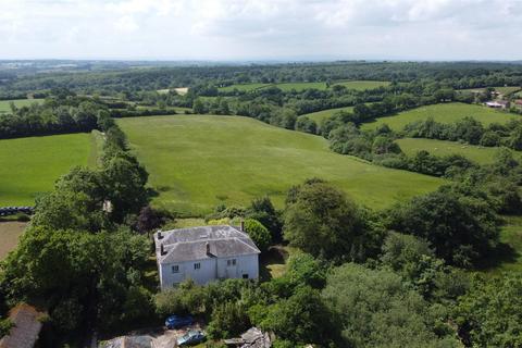 6 bedroom property with land for sale, Near Rackenford