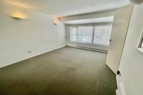 12 Epsom Close, West Malling, ME19 6NX