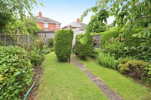 3 bedroom semi-detached house for sale, Irchester Road, Rushden NN10