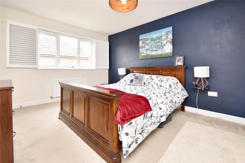 4 bedroom semi-detached house for sale, Pickering Place, Garforth, Leeds, West Yorkshire