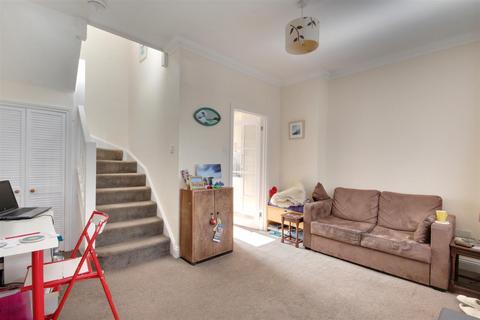 2 bedroom end of terrace house for sale, York Road, Worthing BN11