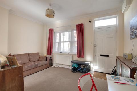 2 bedroom end of terrace house for sale, York Road, Worthing BN11