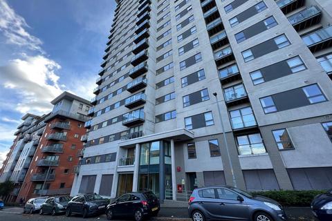 2 bedroom flat to rent, Britton House, Lord Street, Manchester