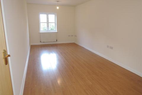 2 bedroom flat for sale, Circular Road South, Colchester