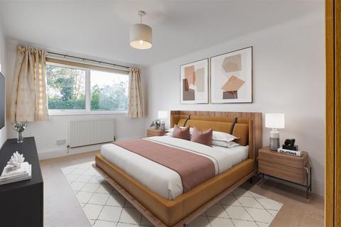2 bedroom flat for sale, Bentley Close, The Crescent, Wimbledon Park, London