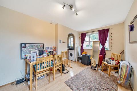 1 bedroom flat for sale, Stunnell House, New Cross