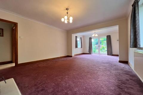 4 bedroom detached bungalow for sale, Sandyhurst Lane,