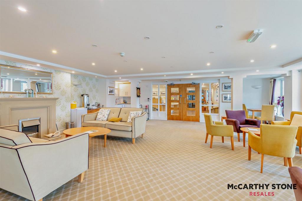 8610220-interior18-800.JPG