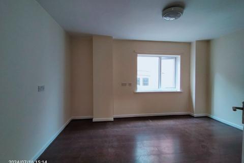 4 bedroom flat to rent, Gwendolen Road, Leicester