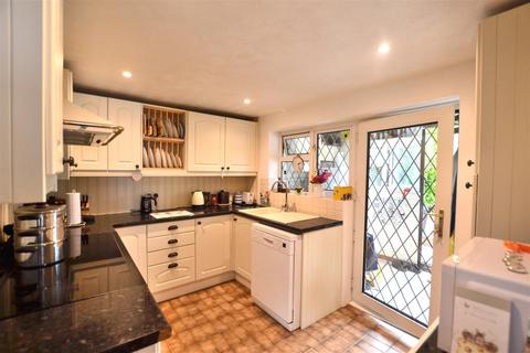 3 bedroom cottage for sale, Hazeley Lea, Hartley Wintney RG27