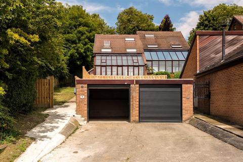 4 bedroom semi-detached house to rent, Paxton Court, Sheffield S14