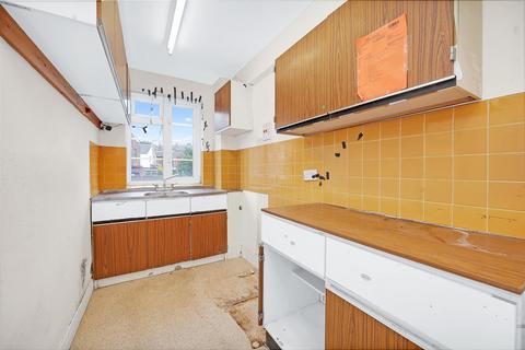 1 bedroom flat for sale, Ashford Road, London NW2