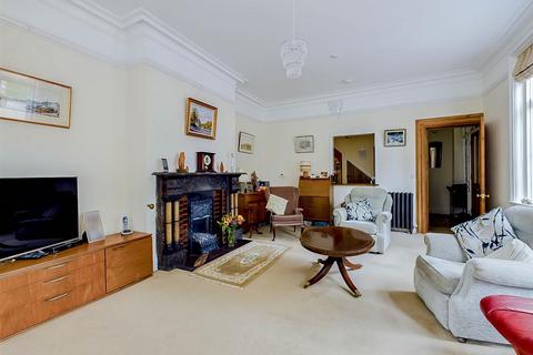 3 bedroom townhouse for sale, 12 Avenue Road, Great Malvern