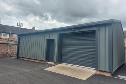 Industrial unit to rent, Burton Street, Melton Mowbray LE13