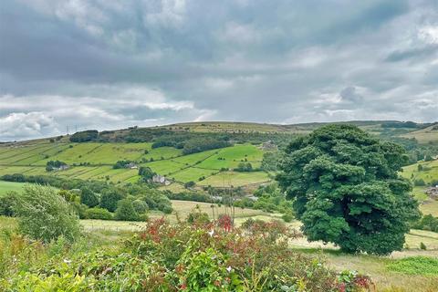 3 bedroom barn conversion for sale, Lower Woodhead, Barkisland