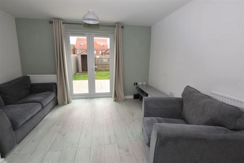 2 bedroom end of terrace house to rent, Brockwell Park, Kingswood, Hull