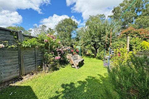 11 Birtley Road, Bramley, Guildford, GU5 0JQ