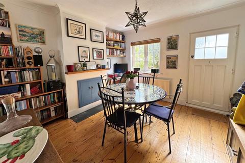 11 Birtley Road, Bramley, Guildford, GU5 0JQ