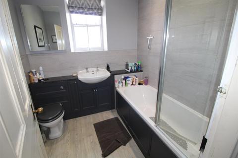 10 Bath Terrace, Blyth, NE24 3AX