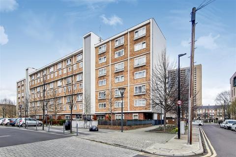 2 bedroom apartment to rent, Langdon House, Canary Wharf, E14