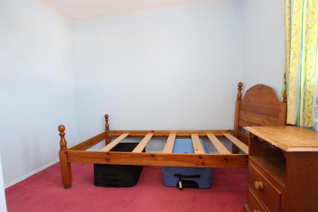 IMG 7018 SINGLE BED.jpg