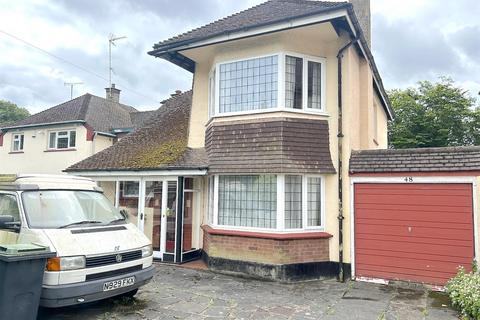 4 bedroom detached house for sale, Buxton Avenue, Leigh-On-Sea