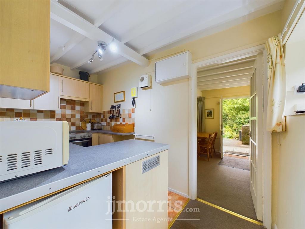 CAM03686 G0-PR0112-STILL012.jpg