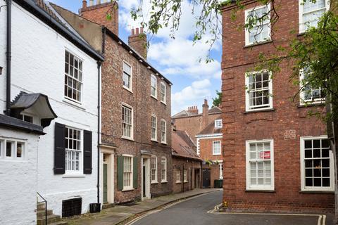 3 bedroom terraced house for sale, Precentors Court, York, North Yorkshire, YO1