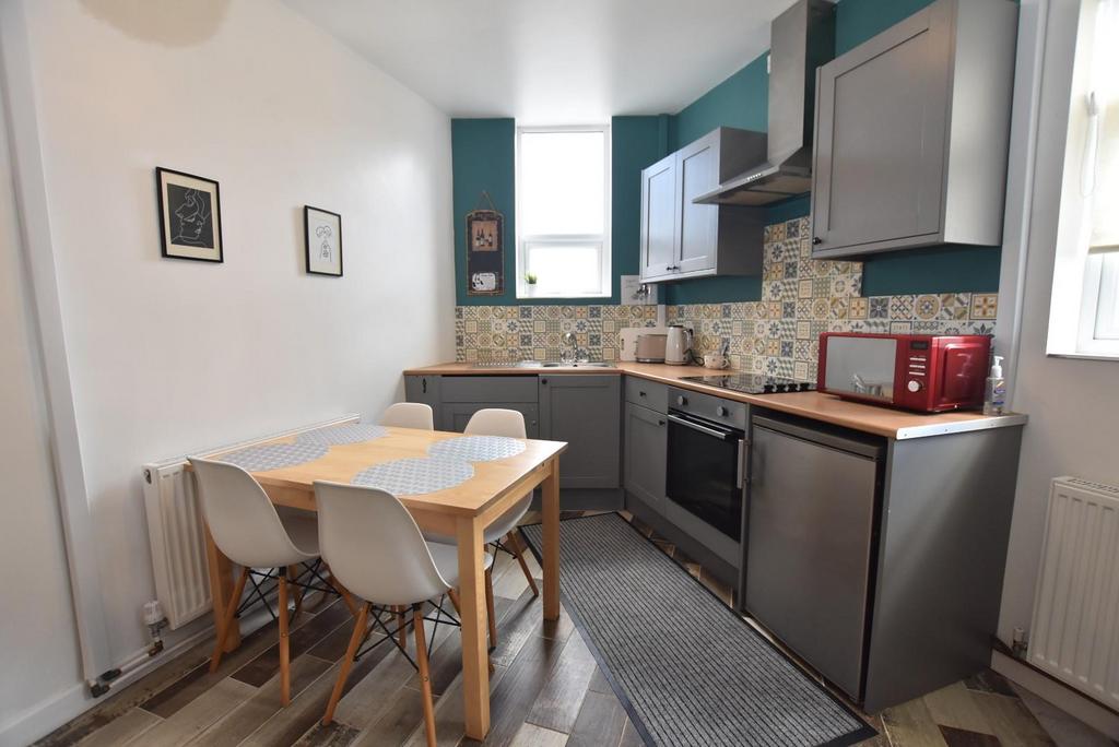 Flat A - Dining Kitchen area.jpg