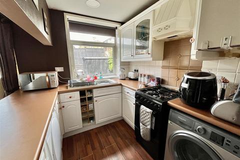 3 bedroom semi-detached house for sale, Court Lane, Halifax