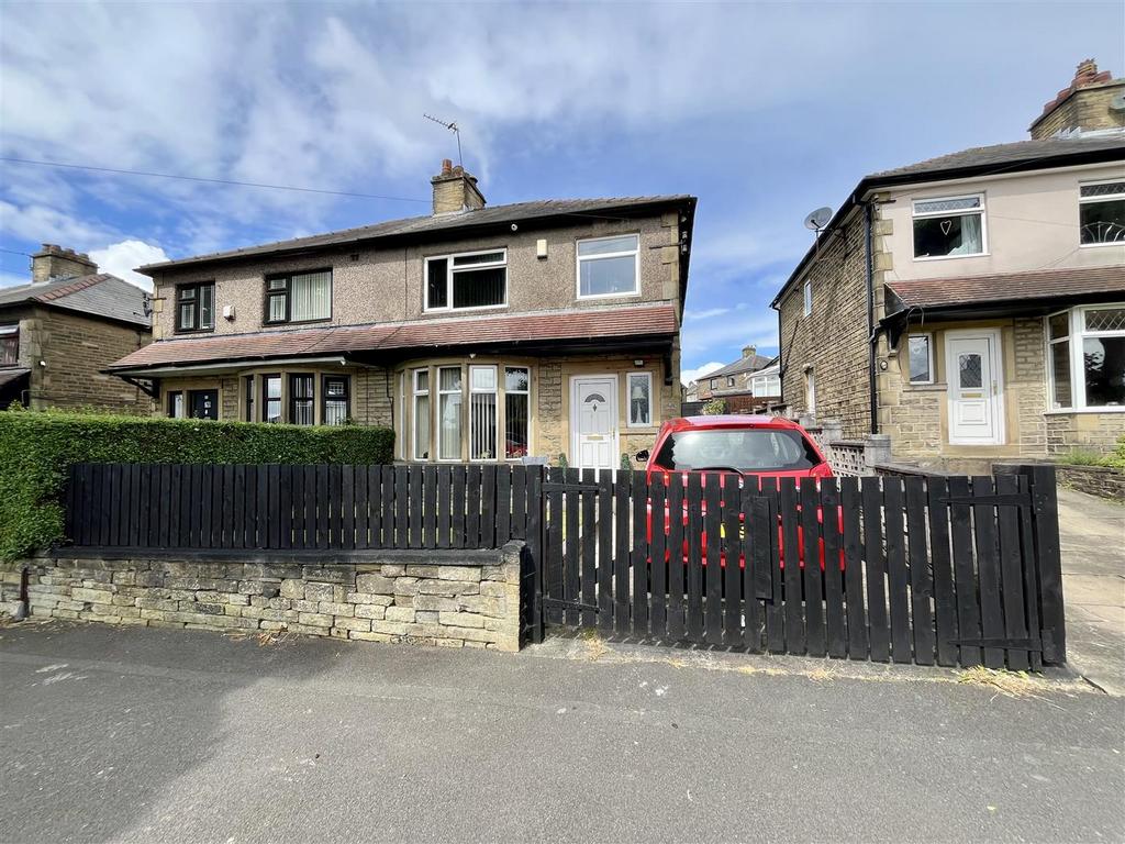 Bramleys Estate Agents - Court Lane - Elland (1).j
