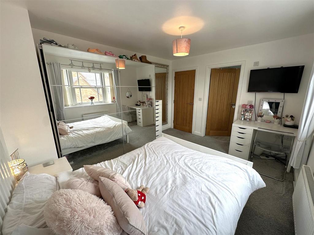 Second Bedroom Into En-Suite 731