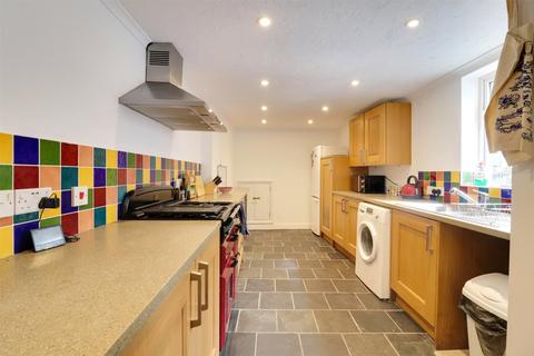 2 bedroom terraced house for sale, Mill Street, Torrington, Devon, EX38