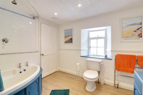 80 Mill Street, Torrington, EX38 8AN