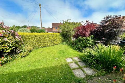 25 Cheyne Walk, Hornsea, HU18 1BX