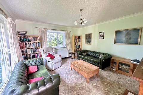 25 Cheyne Walk, Hornsea, HU18 1BX