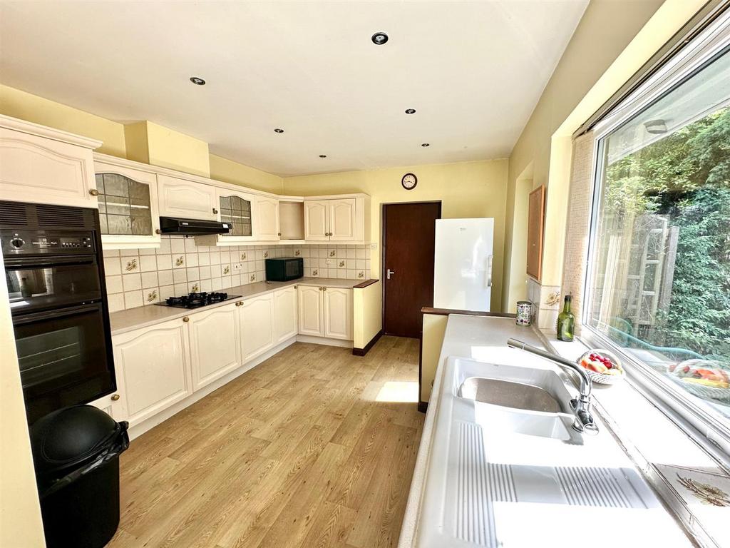 Breakfast Kitchen