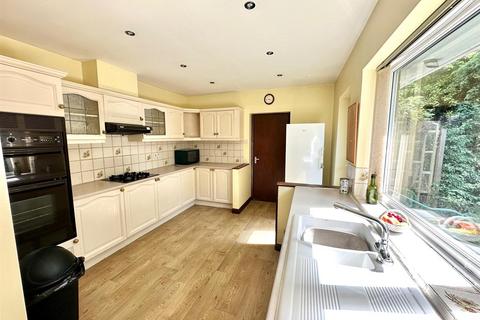25 Cheyne Walk, Hornsea, HU18 1BX