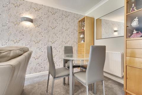 4 Berkeley Square, Worthing, BN11 5AF