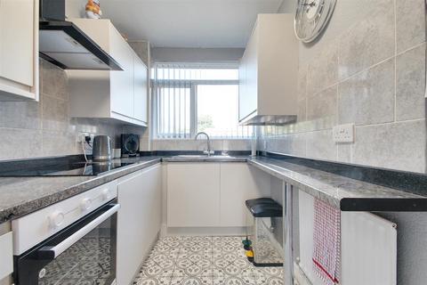 4 Berkeley Square, Worthing, BN11 5AF