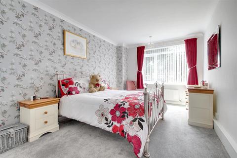 4 Berkeley Square, Worthing, BN11 5AF