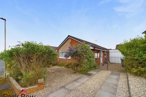 2 bedroom detached bungalow for sale, Elmete Avenue, Sherburn In Elmet, Leeds